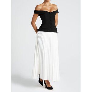 Babyboo Penny Midi Skirt Ivory Womens Pleated Size XS Chic dresswear Elegant NWT